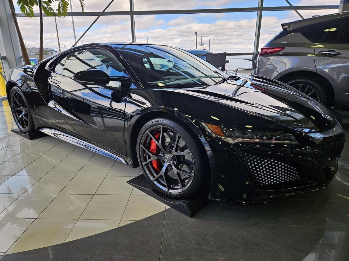 2017 Acura NSX NSX