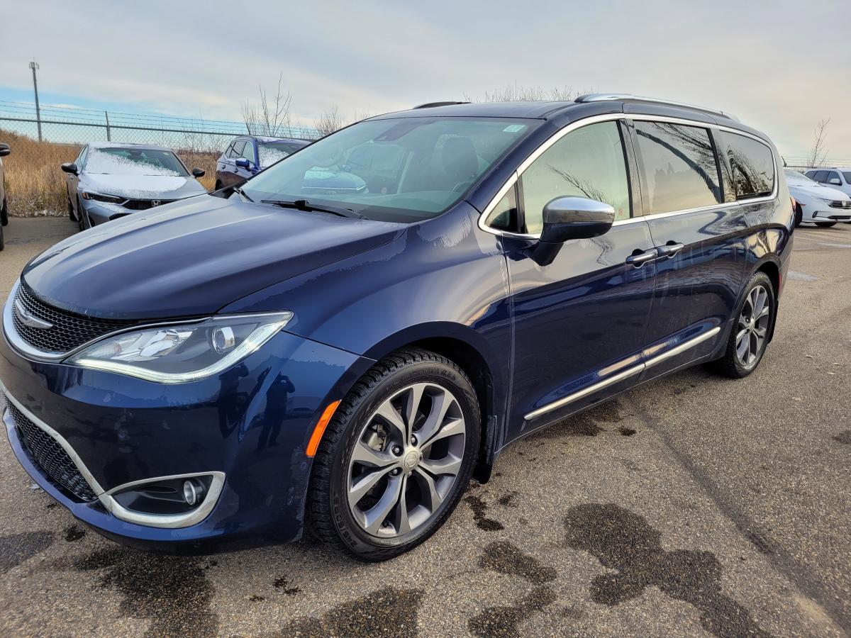 2018 Chrysler Pacifica Limited | REMOTE START | HEATED LEATHER+STEER