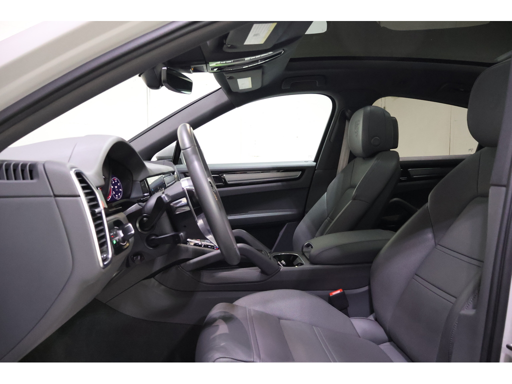 2023 Porsche Cayenne Coupe Platinum Edition, Toronto, Cash