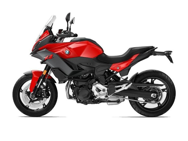 2025 BMW F 900 XR Racing Red