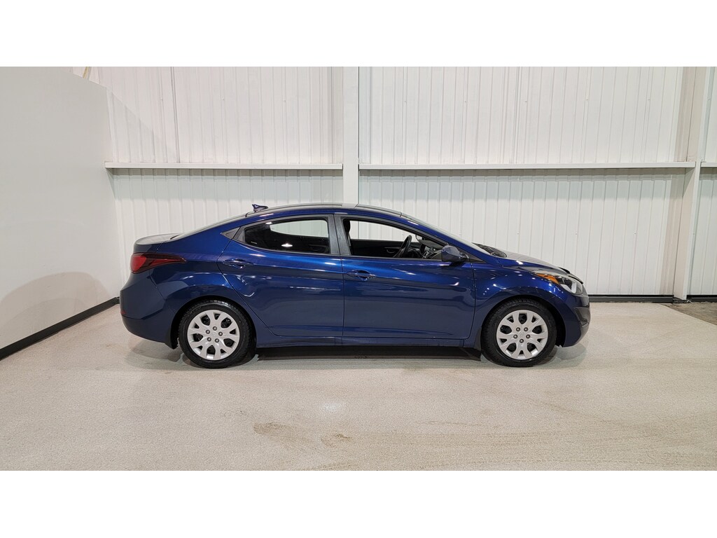 Hyundai Elantra 2016