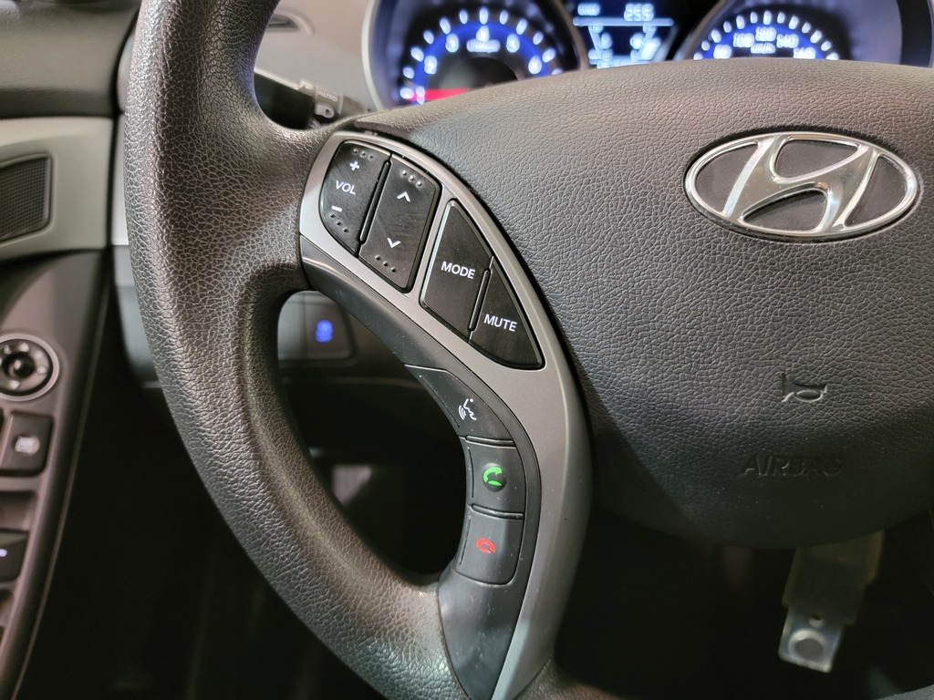 Hyundai Elantra 2016