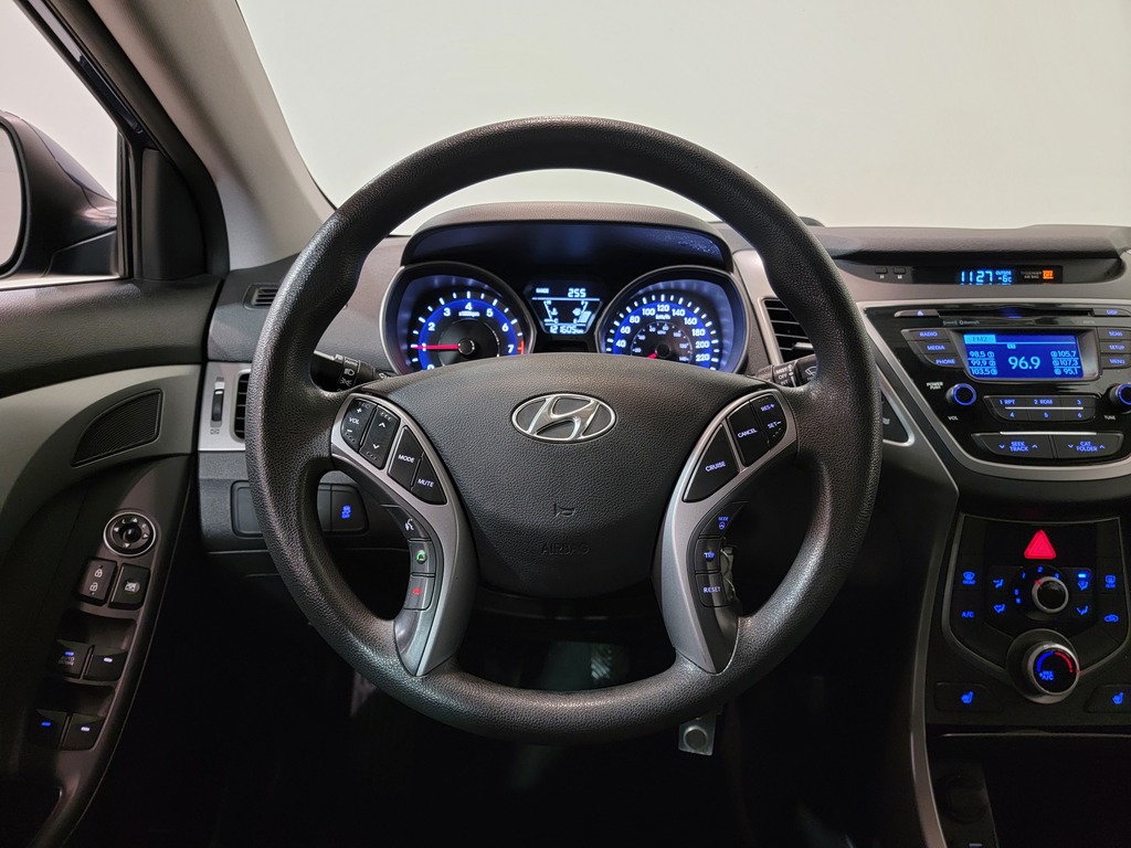 Hyundai Elantra 2016