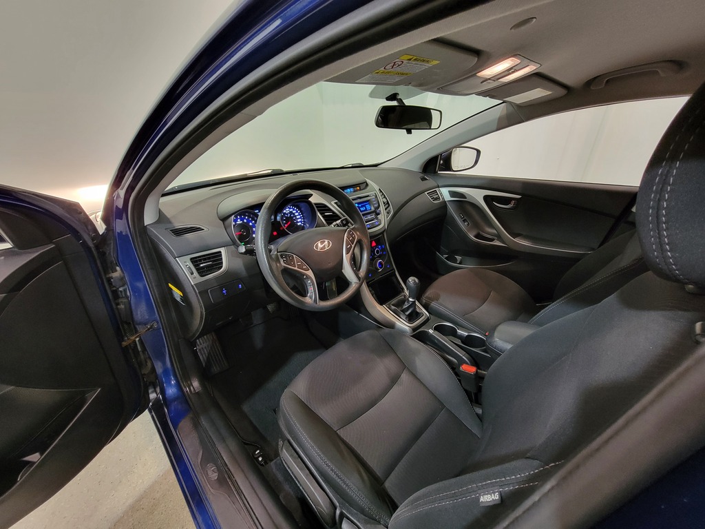 Hyundai Elantra 2016