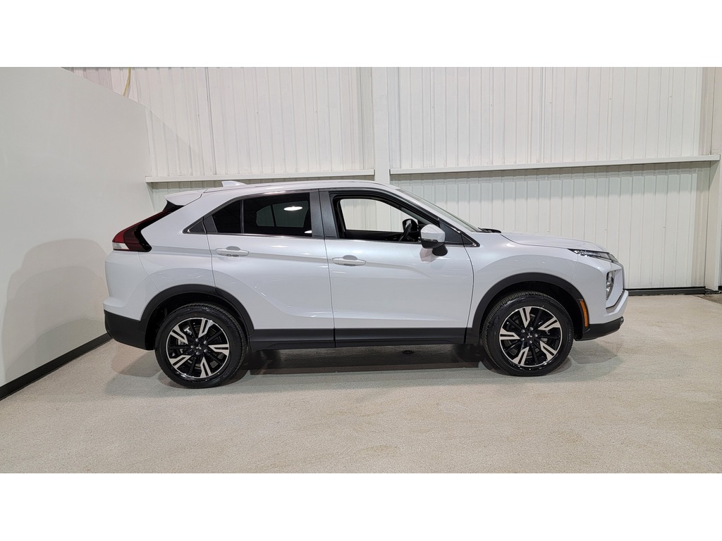 Mitsubishi Eclipse Cross 2024