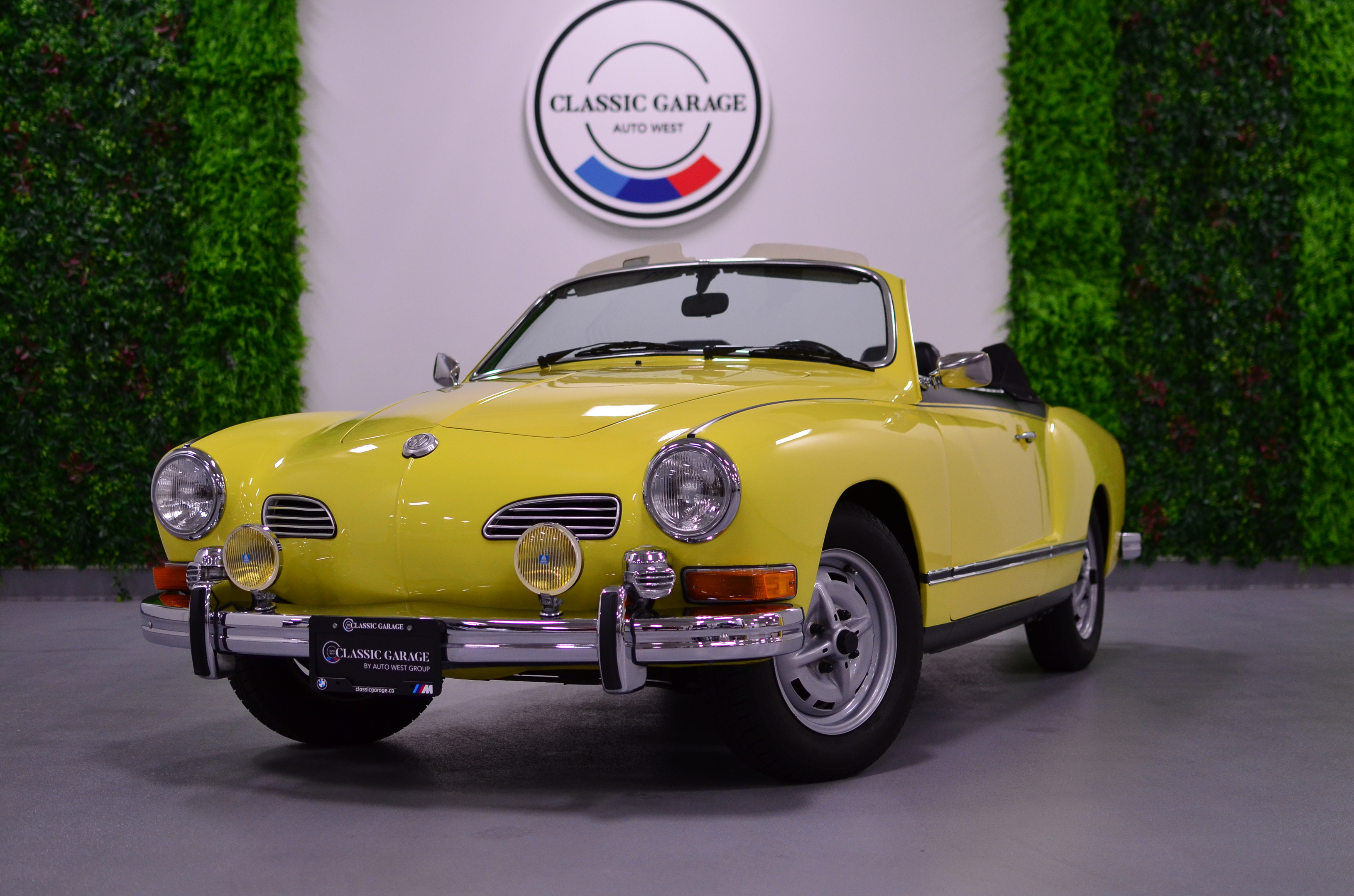 1973 Volkswagen Karmann Ghia Rare , Collector , Karmann Ghia