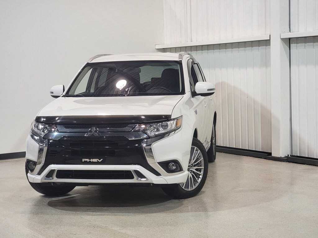 Mitsubishi Outlander PHEV 2022