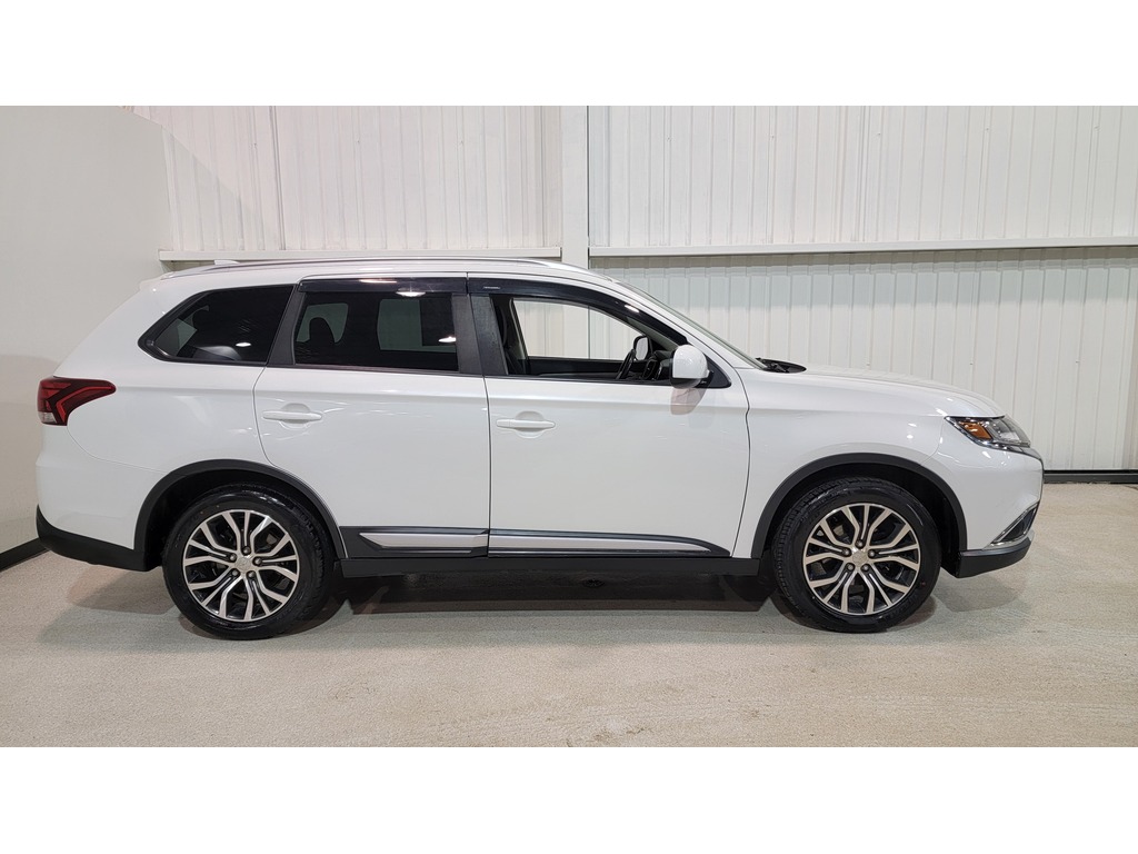 Mitsubishi Outlander 2018