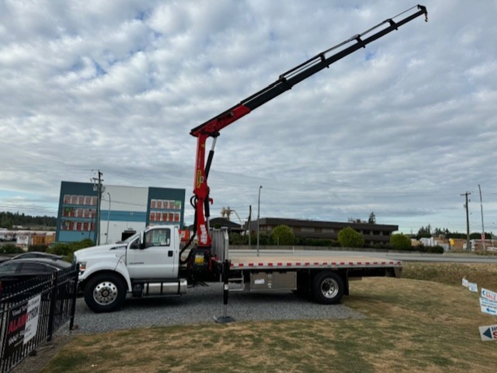 2025 Ford Super Duty F-750 Straight Frame 2025 F750 Super Duty with Palfinger PK17.001 SLD3 