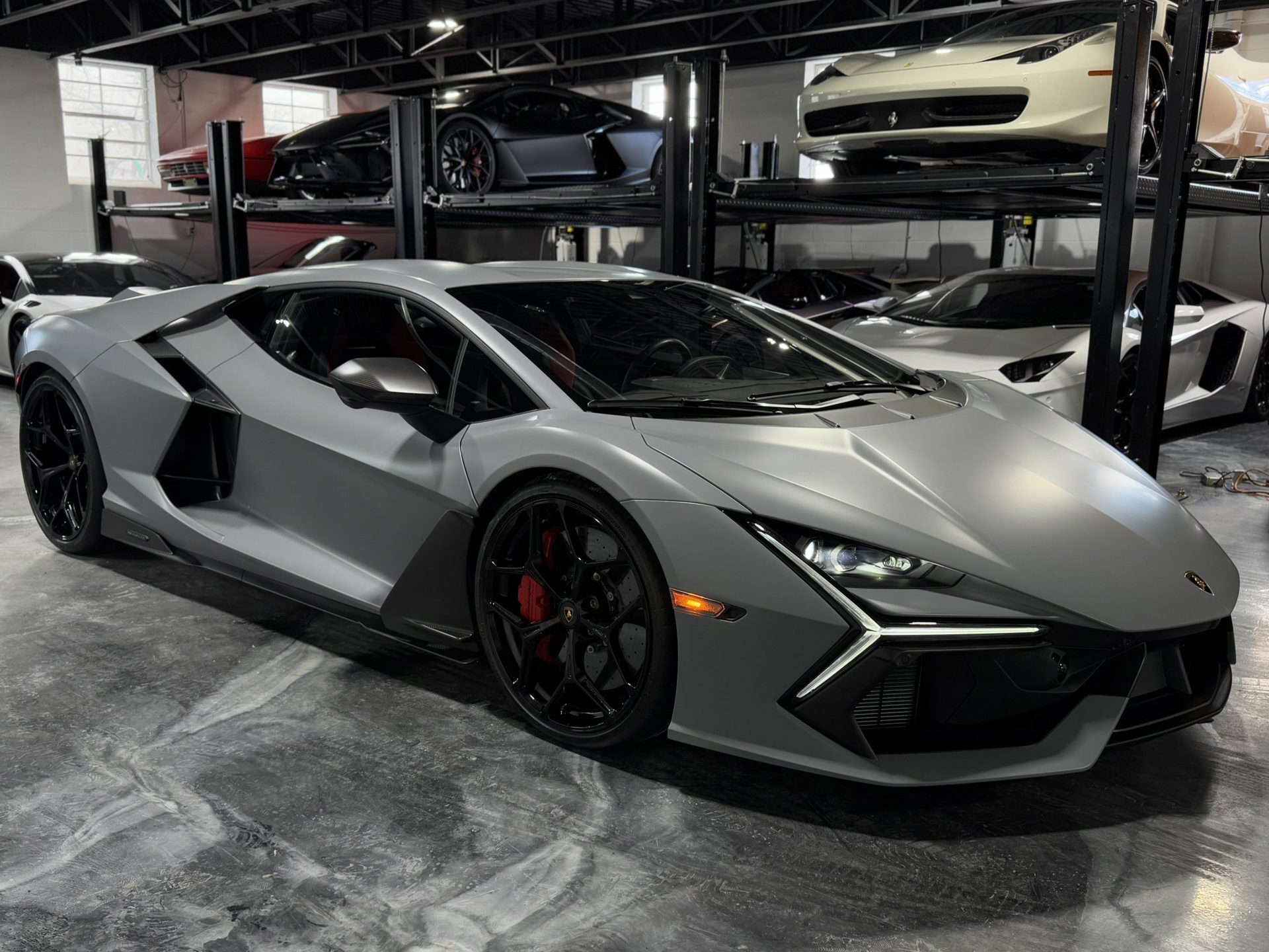 2024 Lamborghini Revuelto 