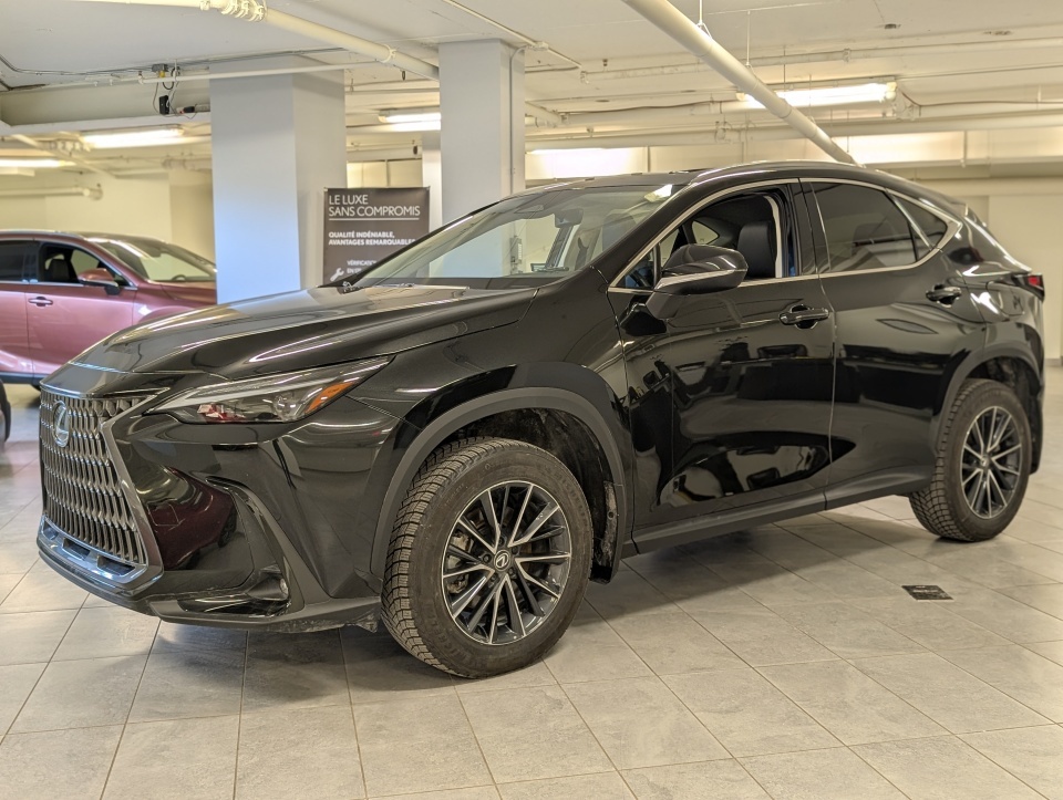 2024 Lexus NX 350 Premium AWD + TOIT + SIEGES CHAUFFANTS