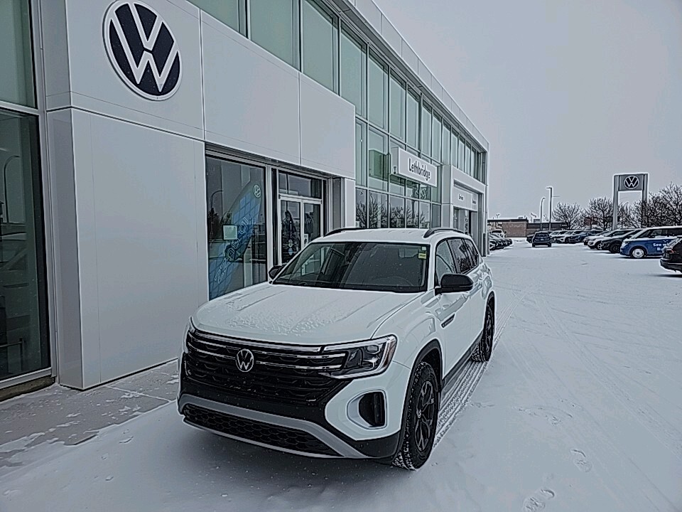 2025 Volkswagen Atlas 2.0 TSI Peak Edition