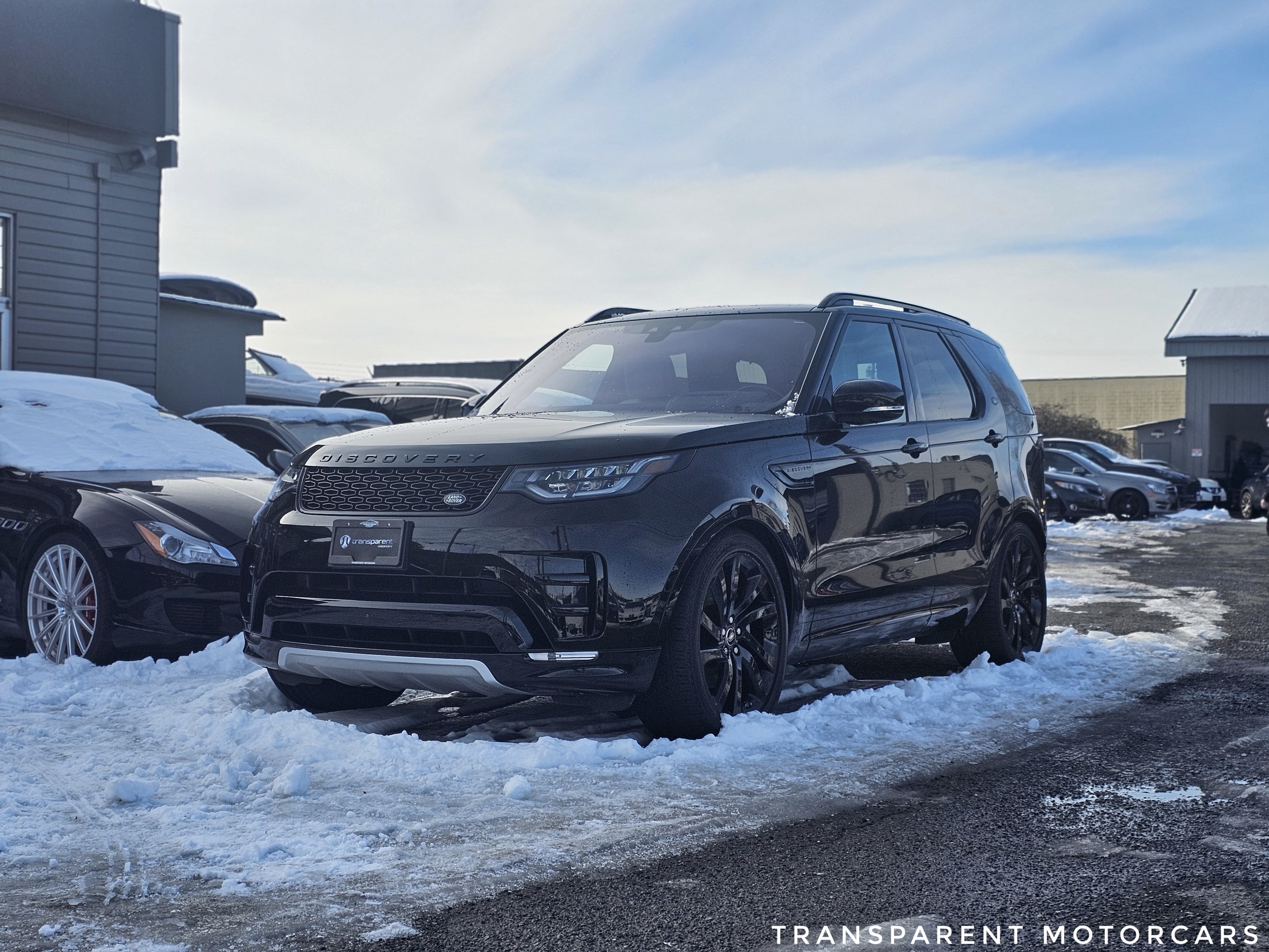 2019 Land Rover Discovery Black Pack/Meridian/HUD/7 Seats/Massage/Apple CarP