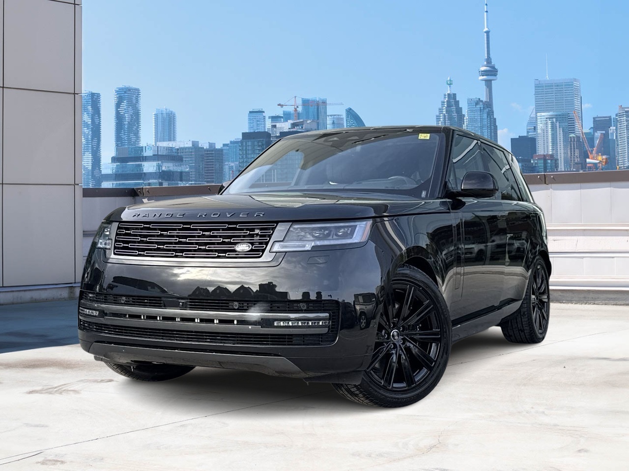 2025 Land Rover Range Rover P550e SE SWB