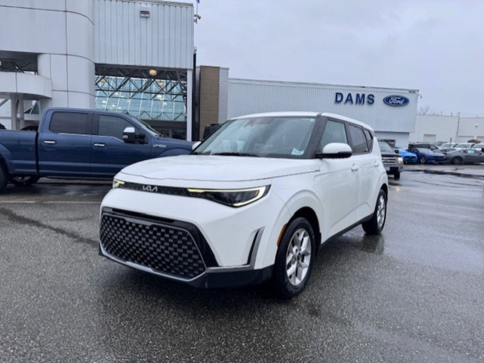 2023 Kia Soul EX IVT