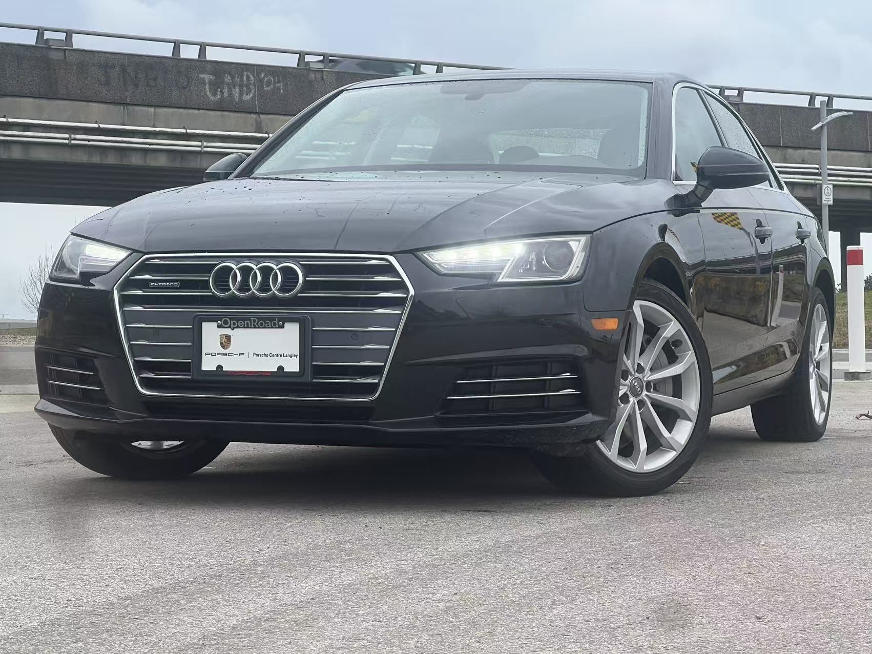 2017 Audi A4 Progressiv quattro/ CLEAN TITLE/ SERVICE RECORD/ B