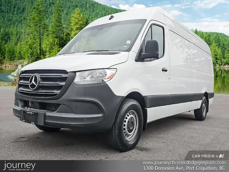 2023 Mercedes-Benz Sprinter Cargo Van 
