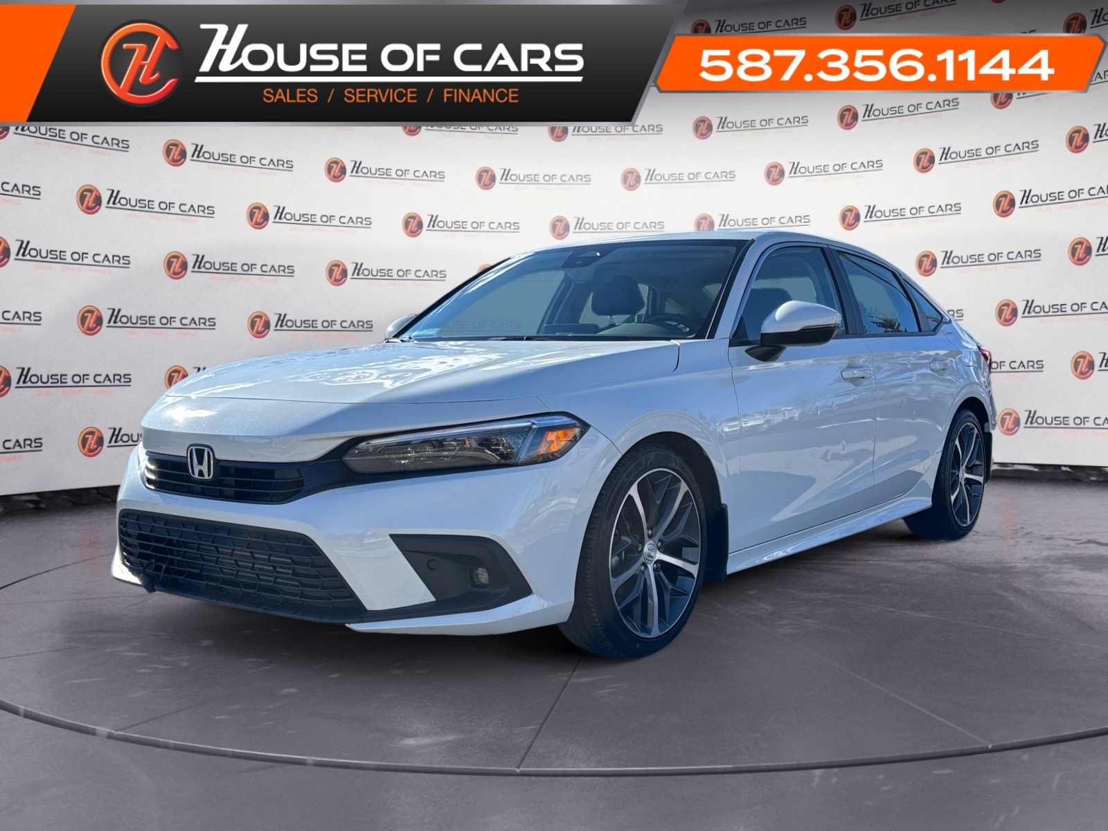 2024 Honda Civic Sedan Touring / *HAIL* / DIGITAL COCKPIT / Back Up Cam