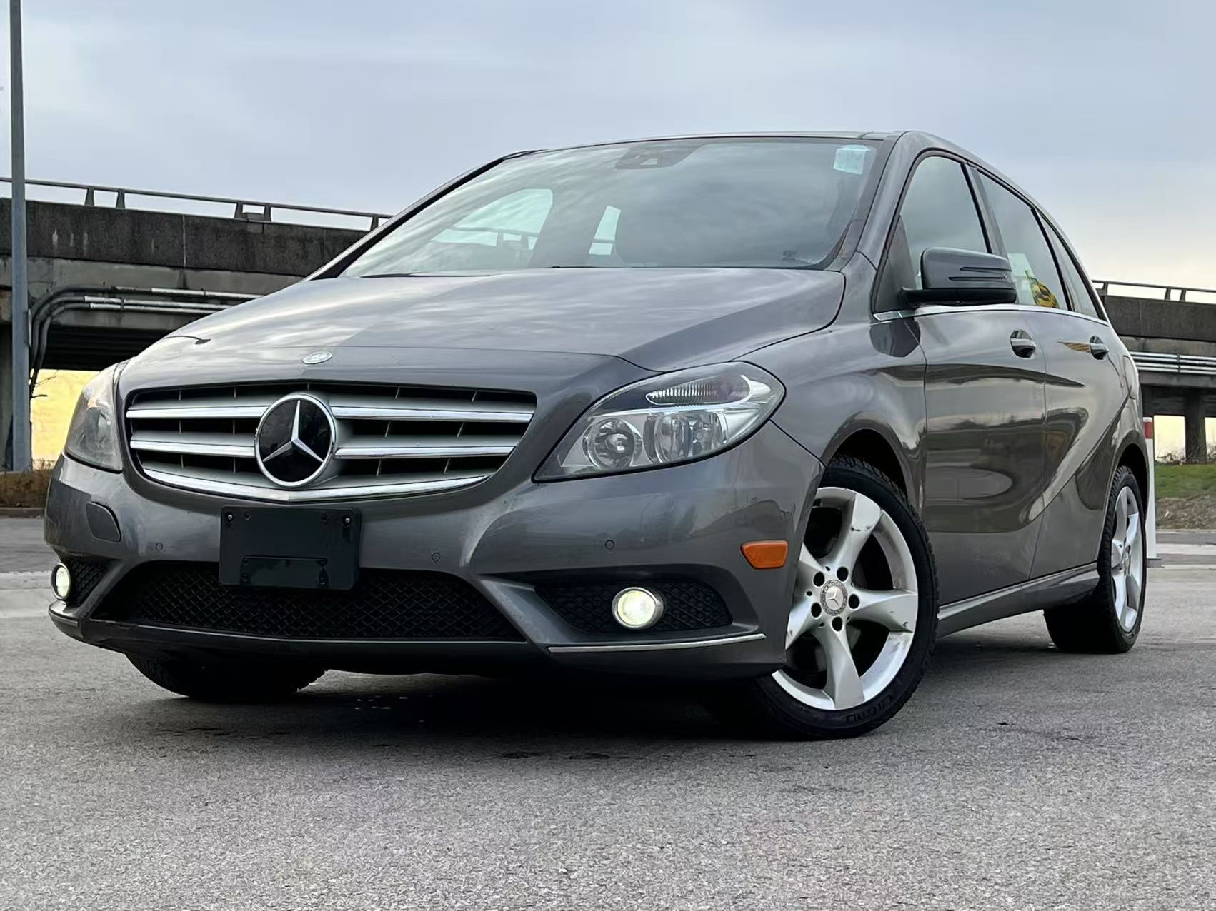 2014 Mercedes-Benz B-Class B 250 Sports Tourer/ NO ACCIDENT/ BC LOCAL/ LOW KM