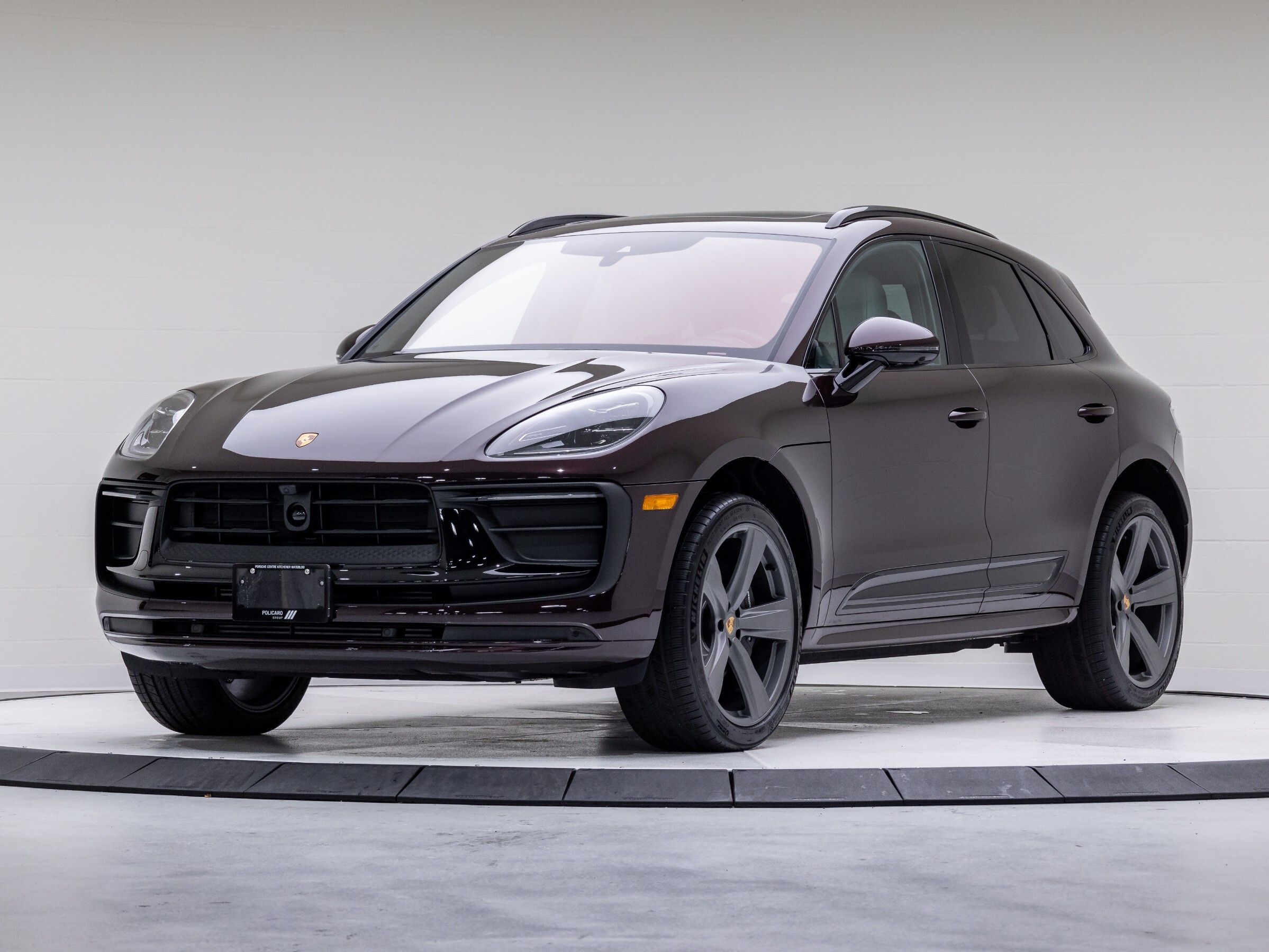 2024 Porsche Macan 