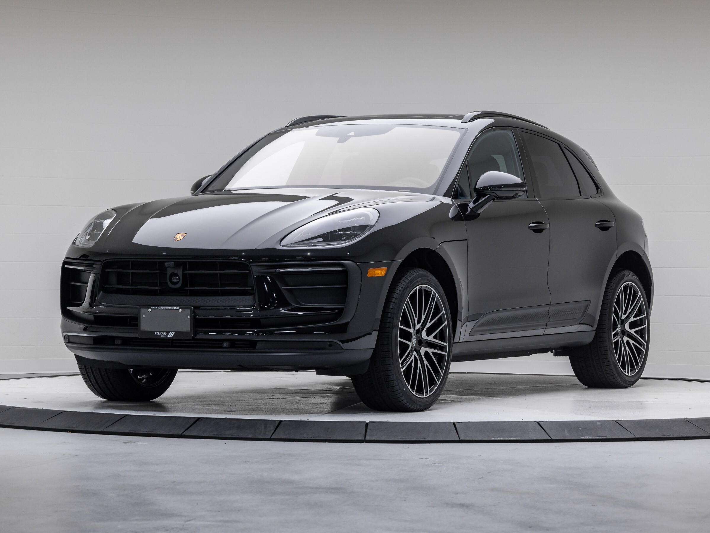 2024 Porsche Macan 