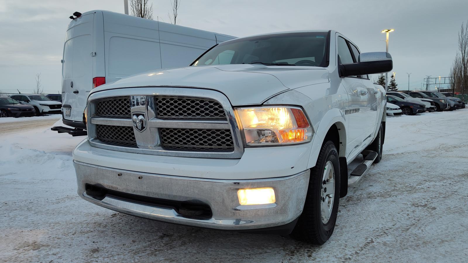 2012 Ram 1500 4x4 Crew 5.7L V8 HEMI Laramie | 3M | 1-OWNER