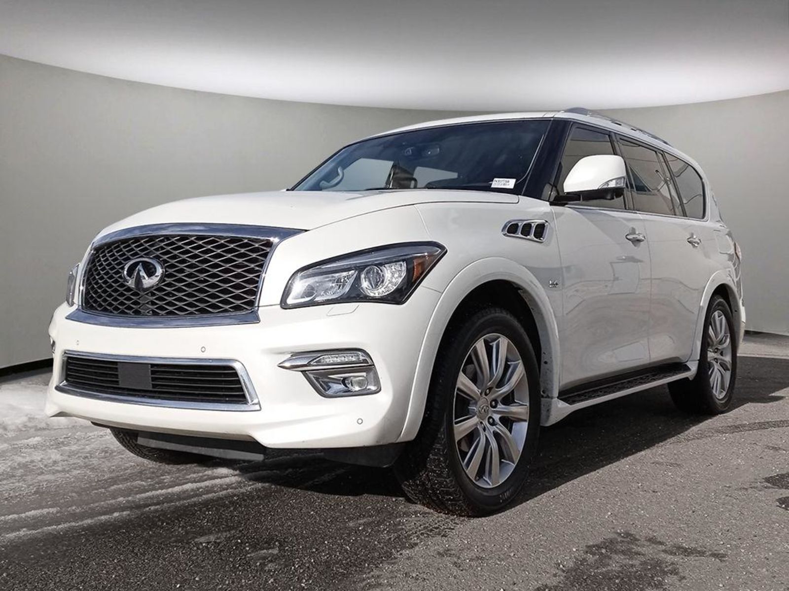 2016 Infiniti QX80 TECHNOLOGY PACKAGE, DVD, SAFETY TECH