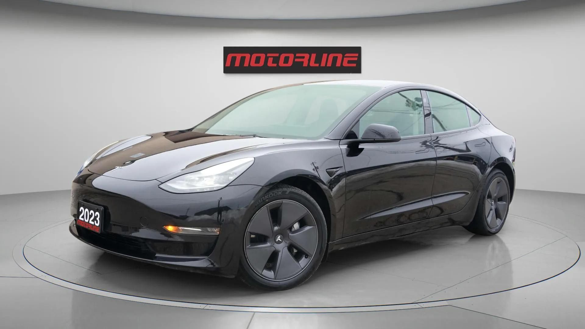 2023 Tesla Model 3 Long Range-575 km |Dual Motor|AWD||Premium audio s