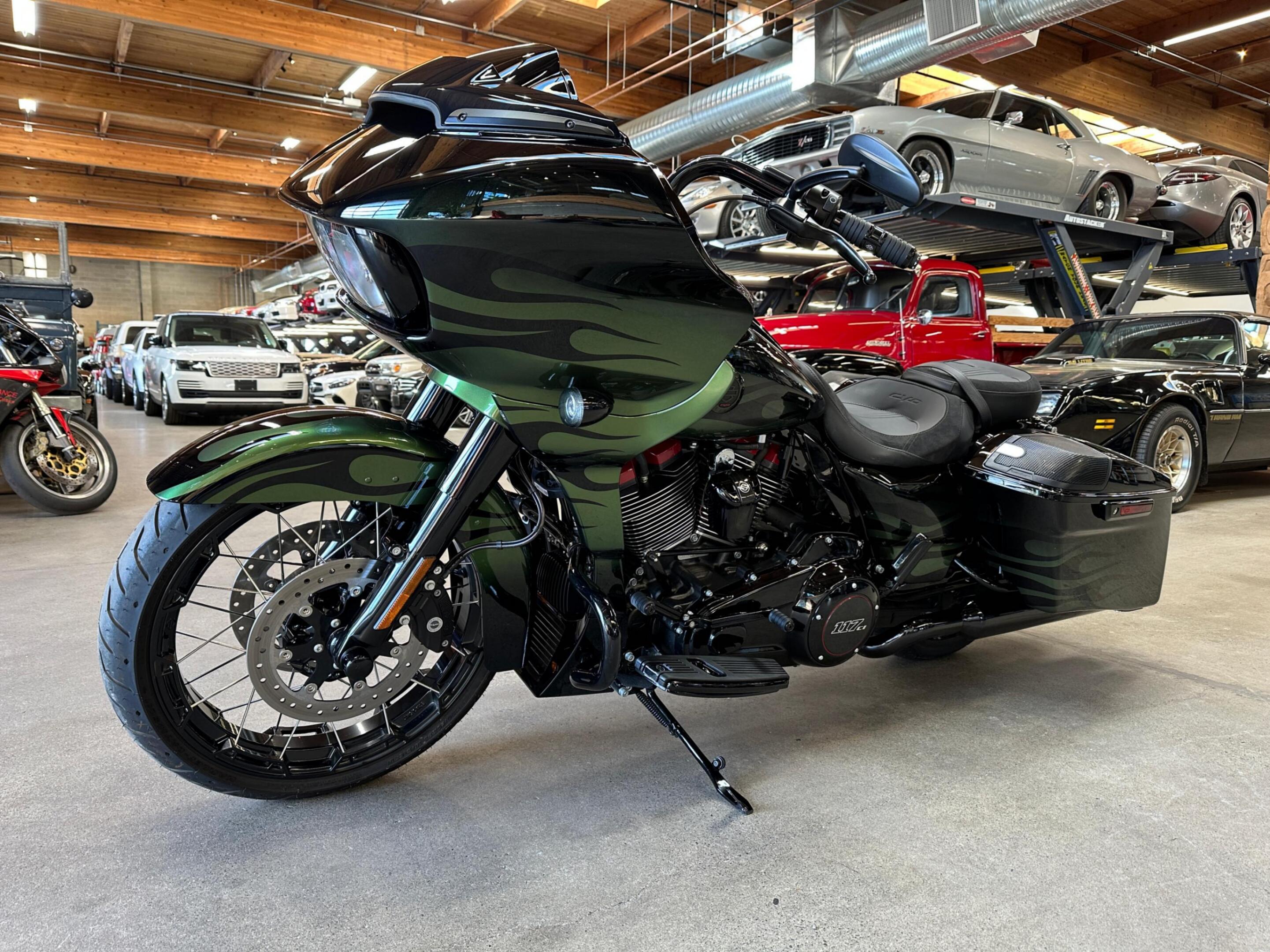 2022 Harley-Davidson Road Glide CVO