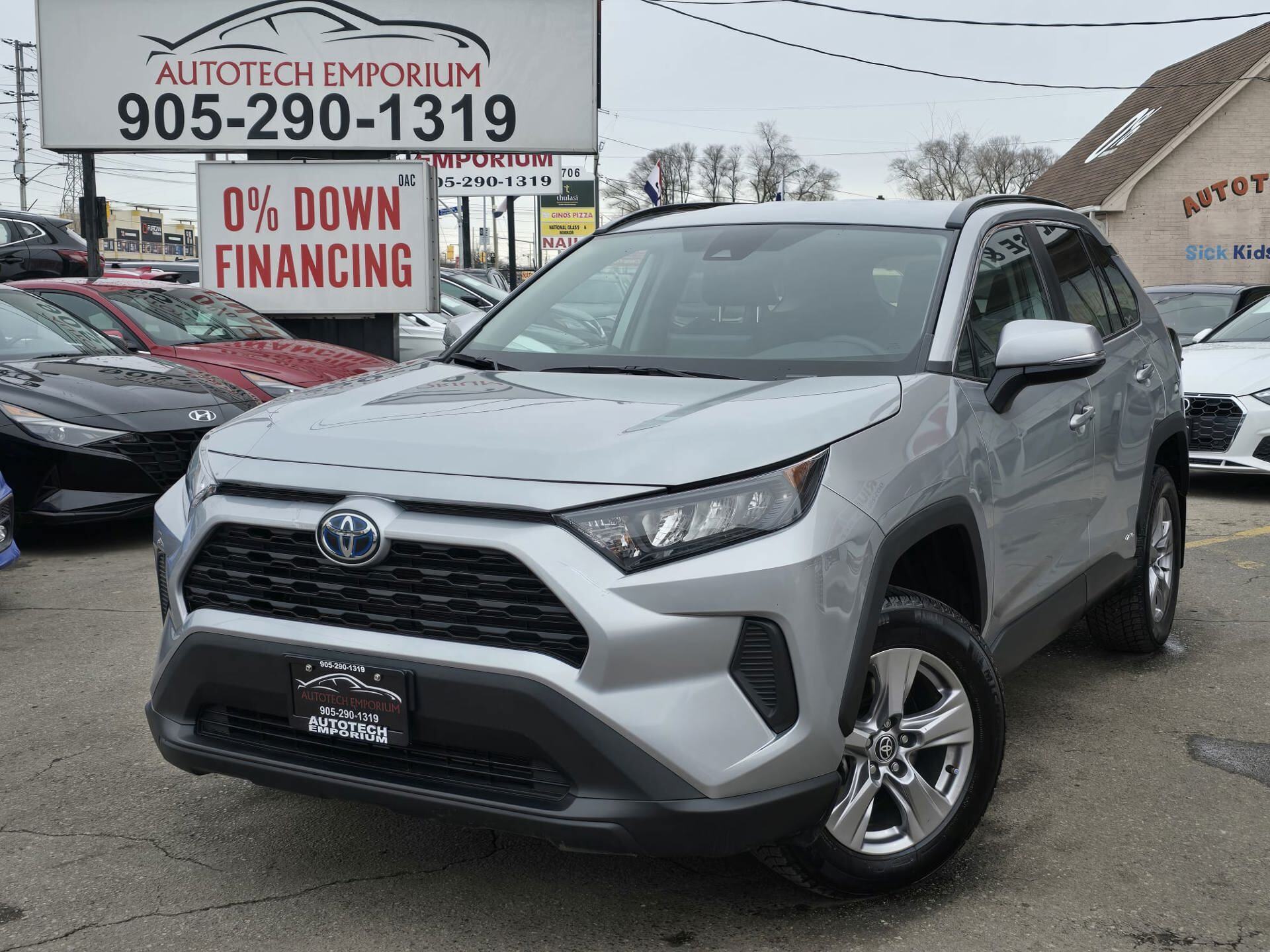 2022 Toyota RAV4 Hybrid LE AWD / Blind Spot / Lane Departure / Htd Seats