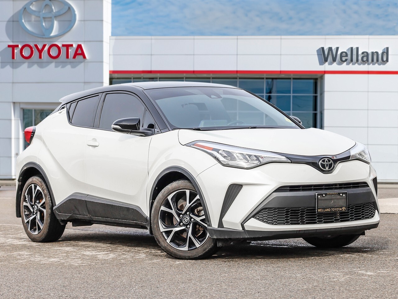 2021 Toyota C-HR XLE Premium APPLE CARPLAY/ANDROID AUTO. HEATED STE