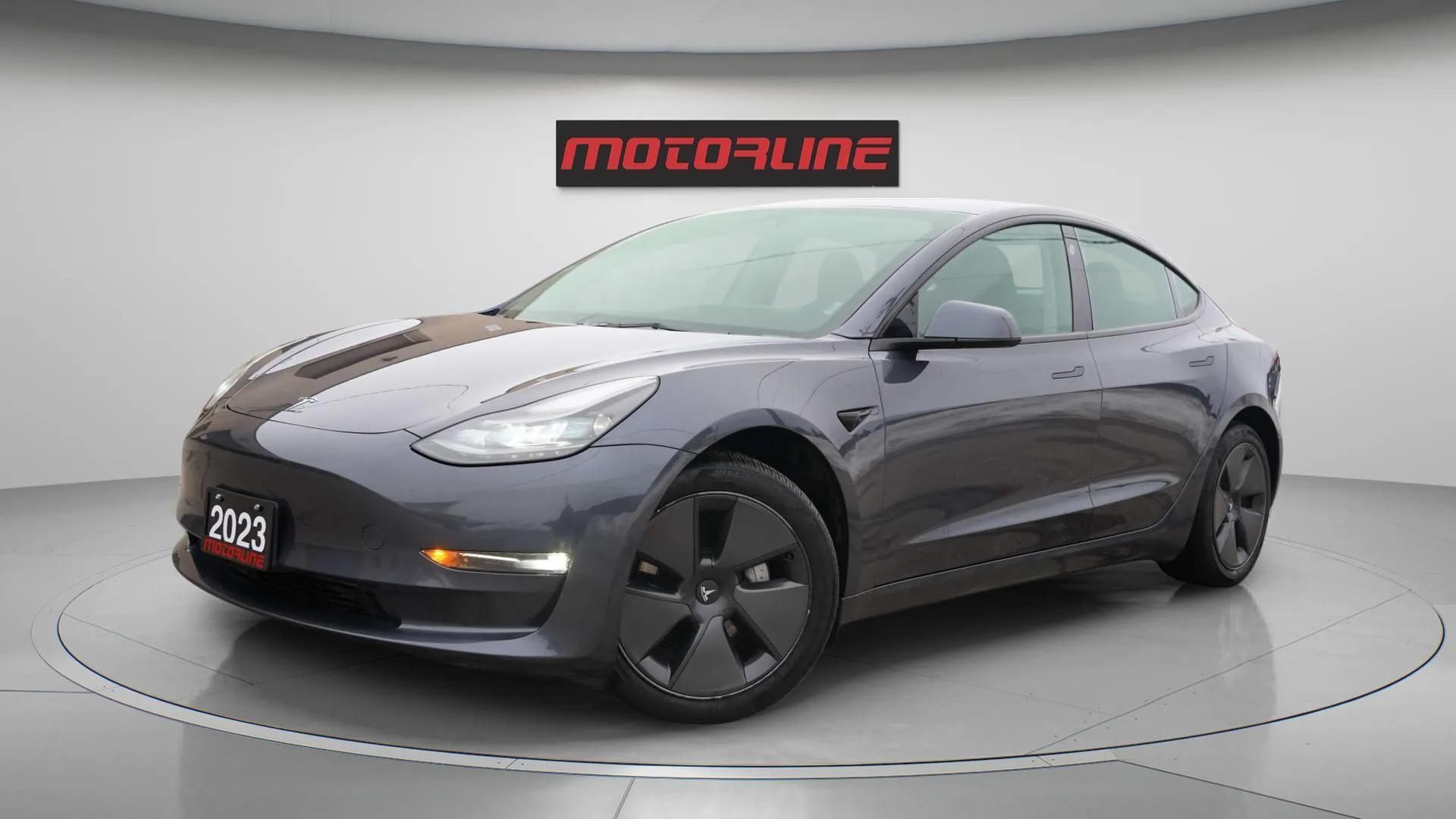 2023 Tesla Model 3 Long Range-575 km |Dual Motor|AWD||Premium audio s