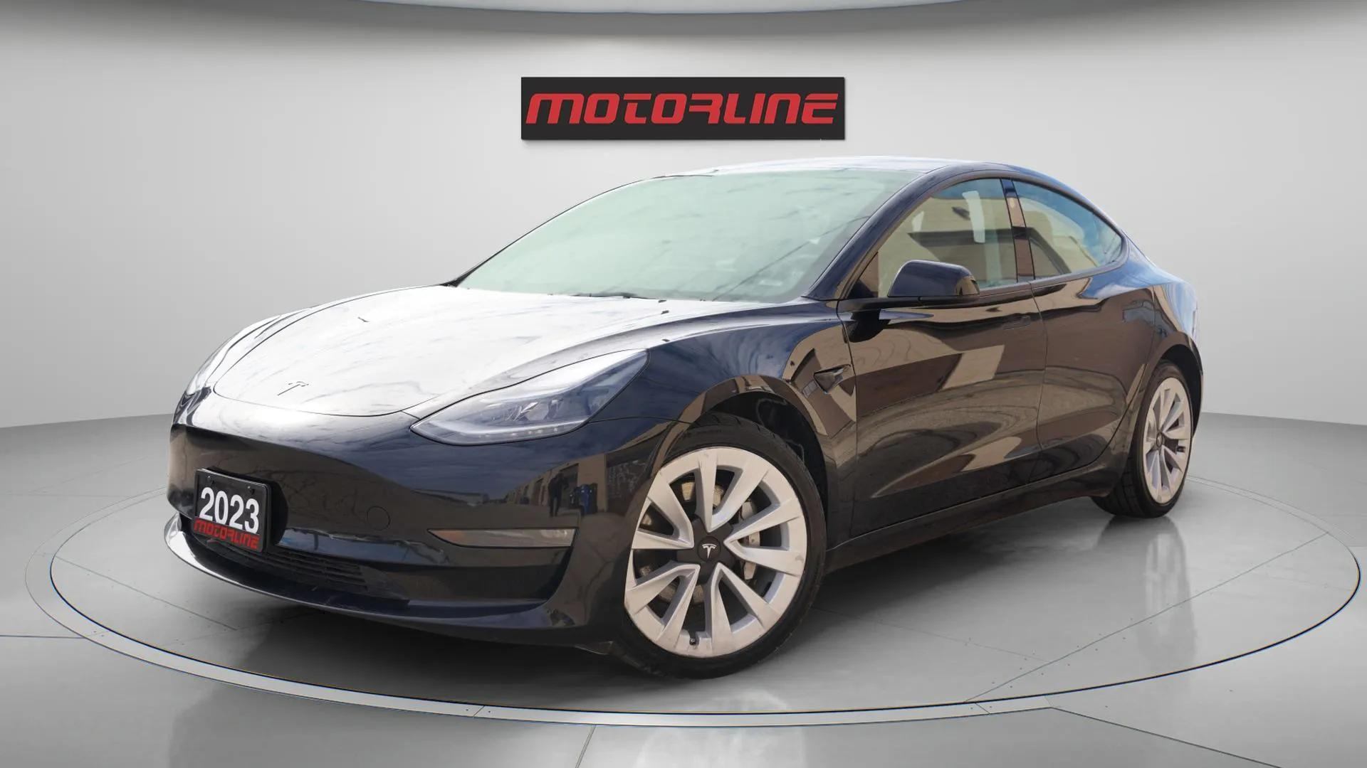2023 Tesla Model 3 Long Range-575 km |Dual Motor|AWD||Premium audio s