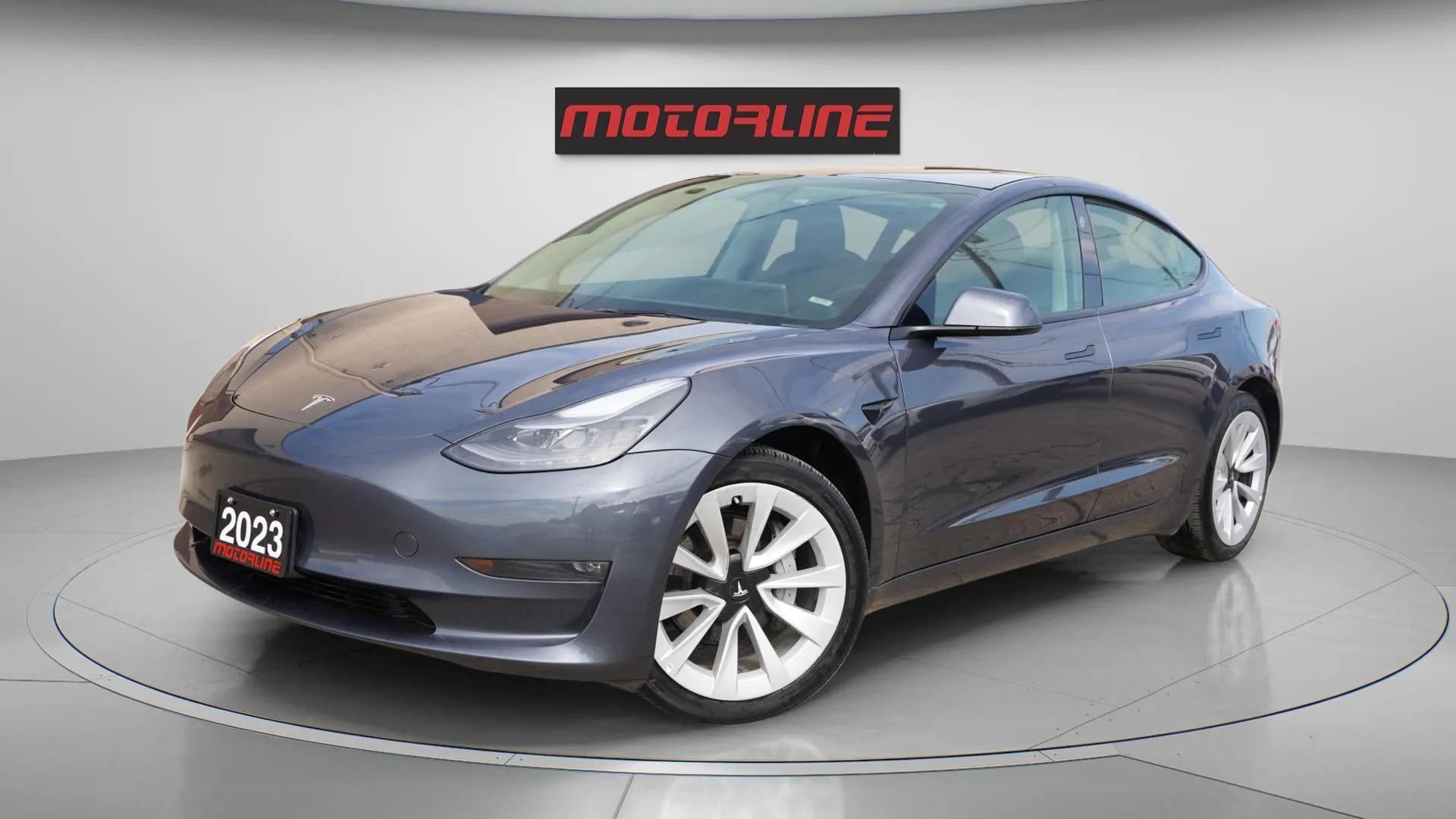 2023 Tesla Model 3 Long Range-575 km |Dual Motor|AWD||Premium audio s