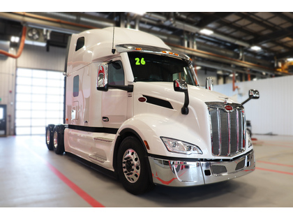 2026 Peterbilt 579 EPIQ Ultraloft in Winnipeg | Peterbilt