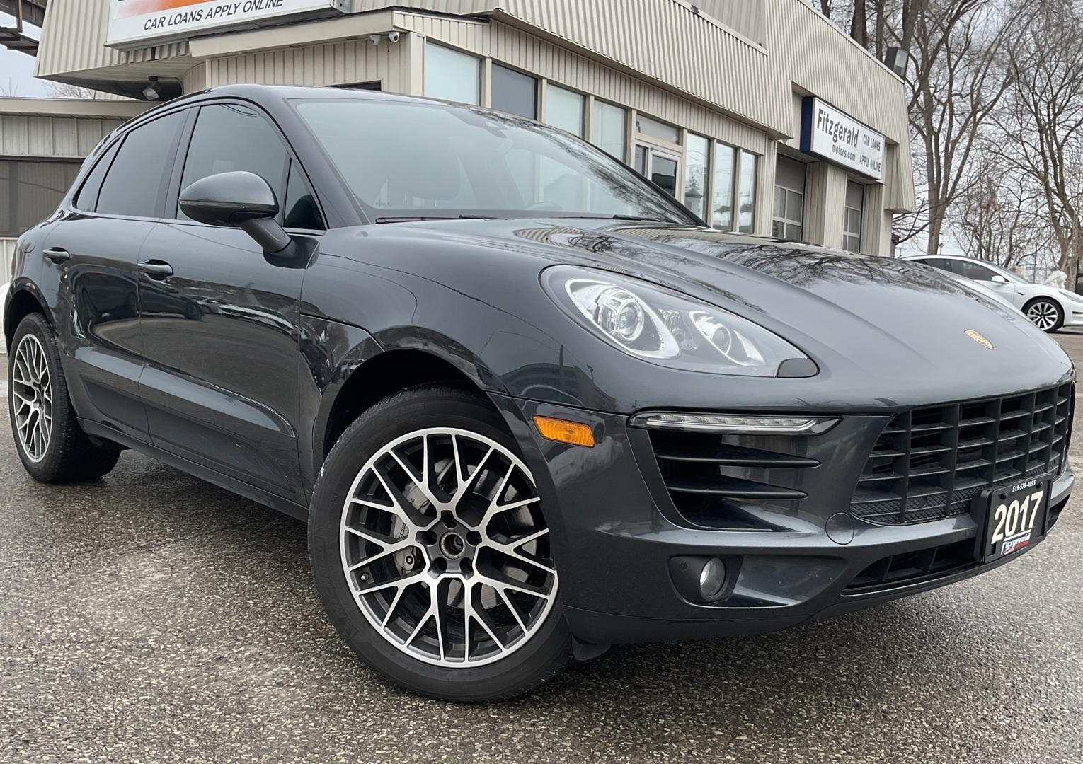 2017 Porsche Macan S - LEATHER! NAV! BACK-UP CAM! BSM!