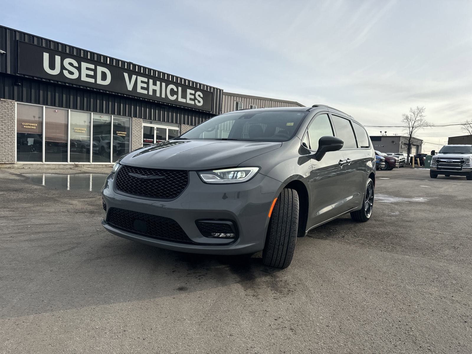 2022 Chrysler Pacifica Touring L