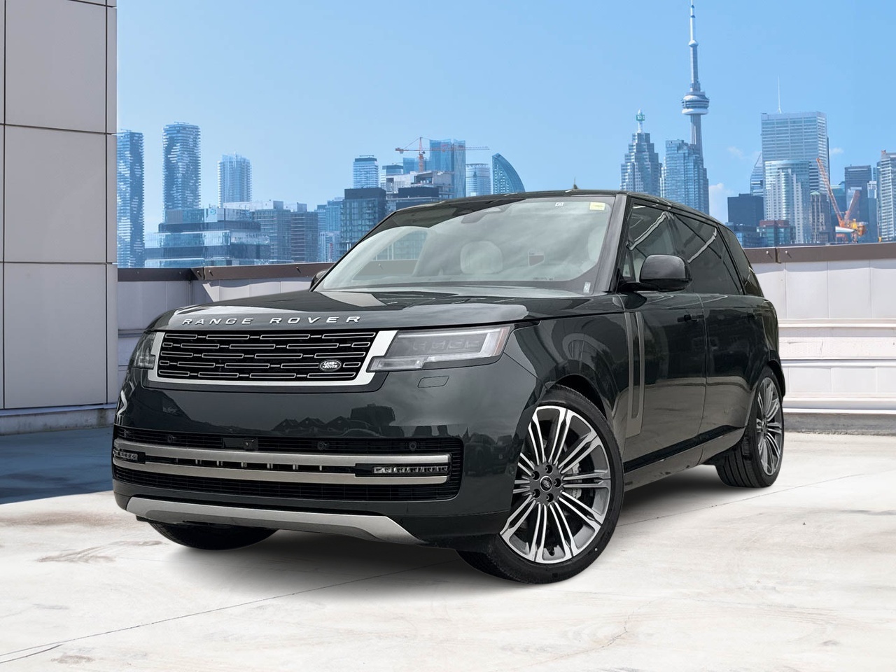 2025 Land Rover Range Rover P530 SE LWB 7 Seat