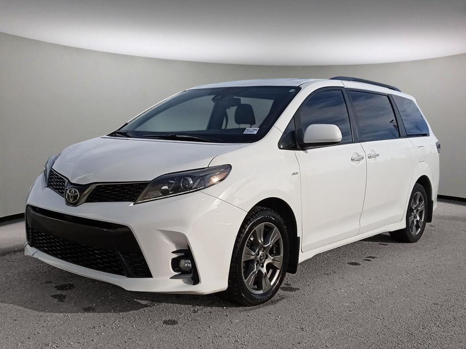 2019 Toyota Sienna SE AWD, DVD, CAPTAINS CHAIRS