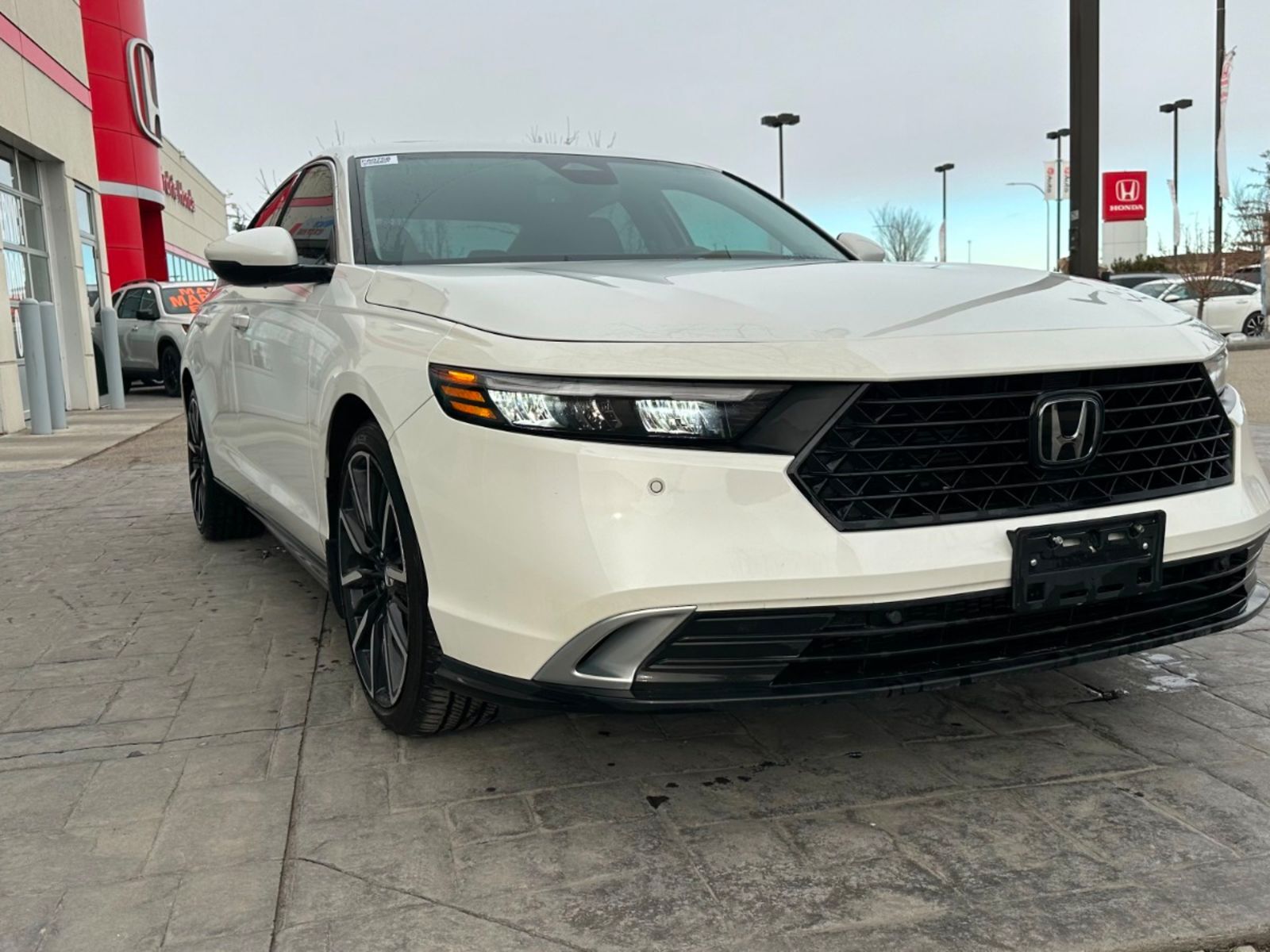 2023 Honda Accord Hybrid Touring: No Accidents, Leather, Sunroof, Fully Loa