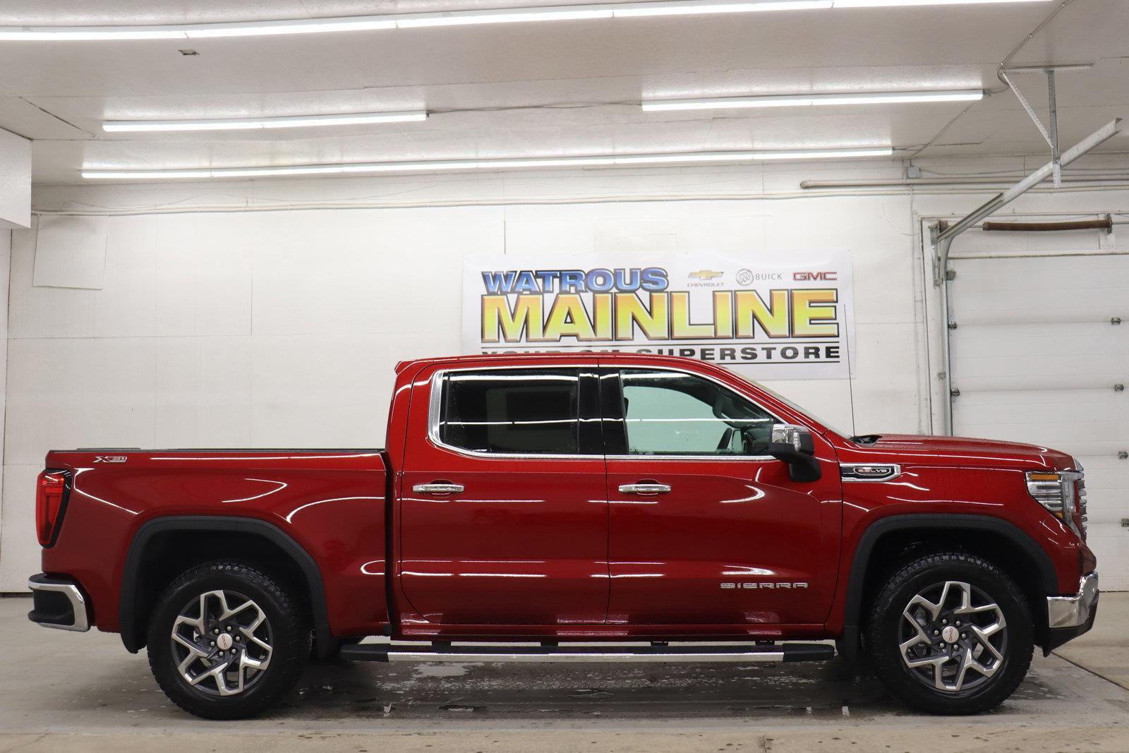 2025 GMC Sierra 1500 SLT