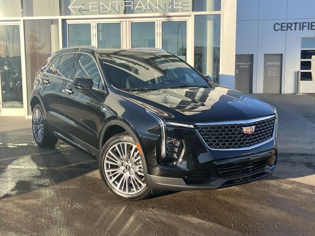 2025 Cadillac XT4 AWD Premium Luxury