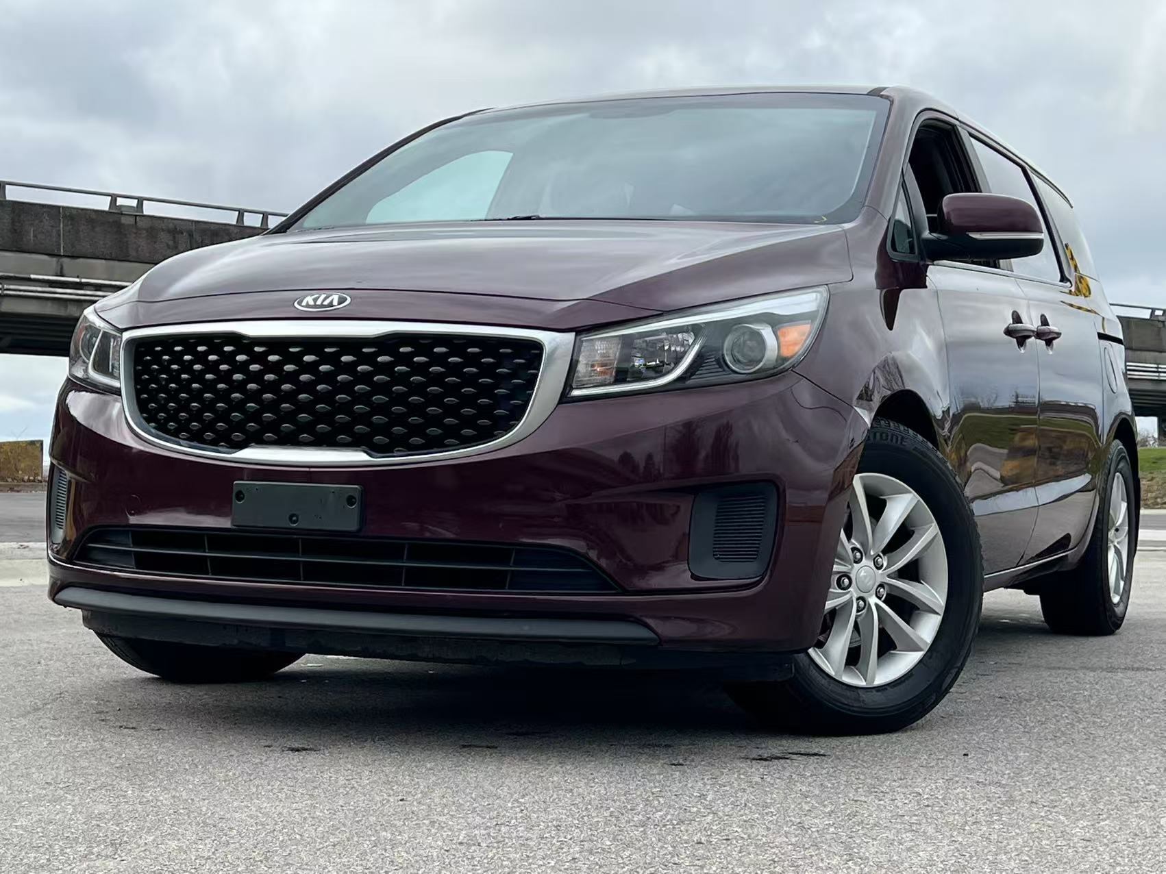 2017 Kia Sedona AUTO/ NO ACCIDENT/ BC LOCAL