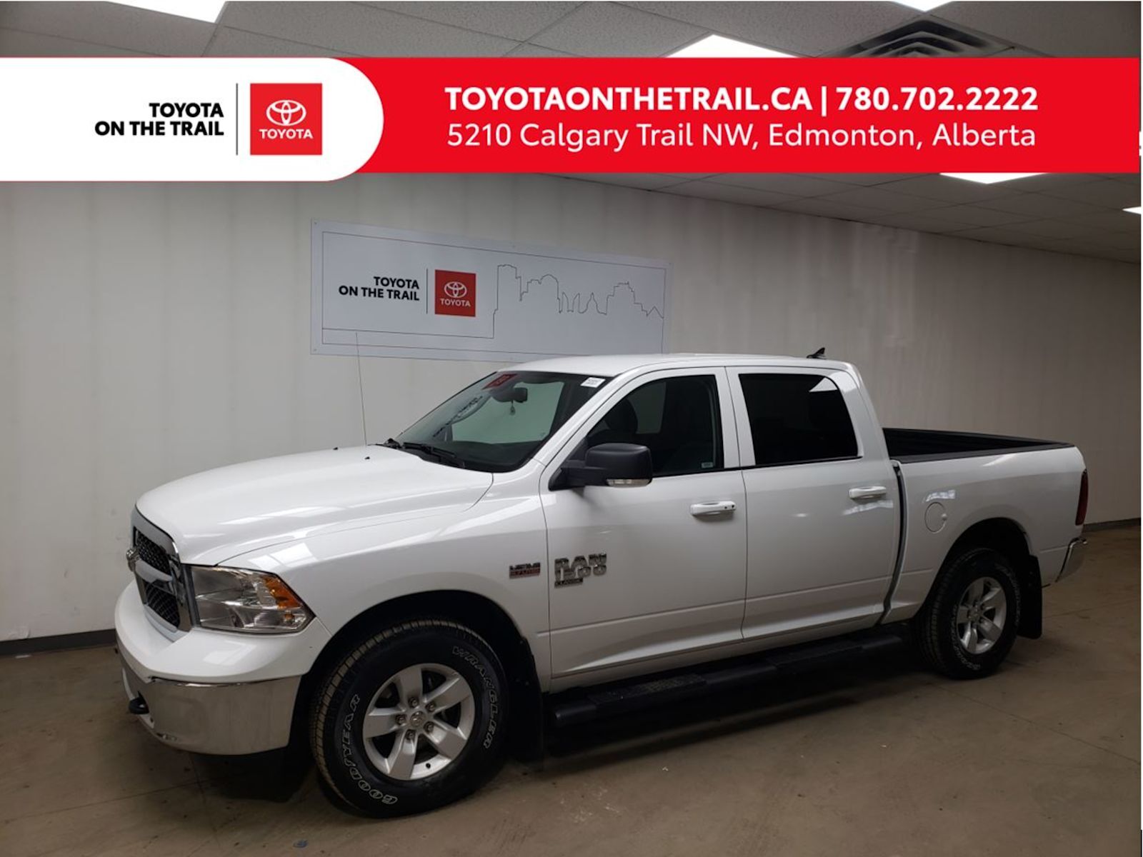 2022 Ram 1500 Classic SLT; REMOTE STARTER, RUNNING BOARDS, HEATED SEATS/