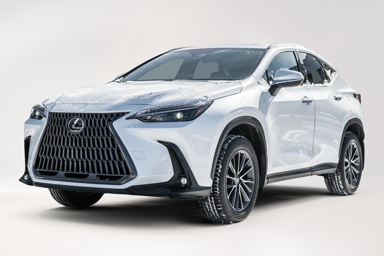 2025 Lexus NX NX 350h / premium / toit ouvrant / bluetooth