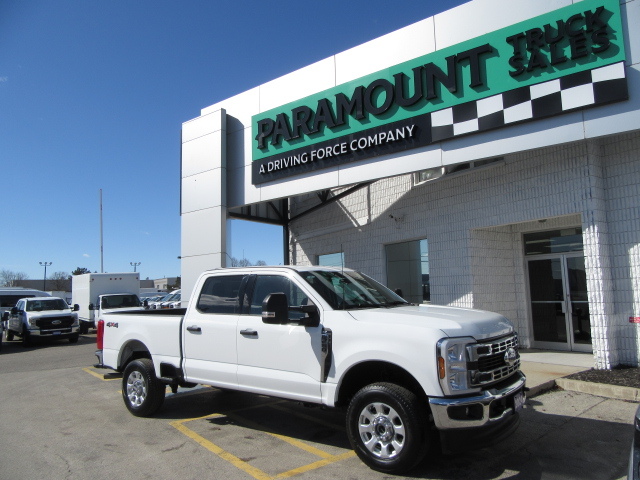2024 Ford F-250 GAS CREW CAB 4X4 6.8FT BOX XLT