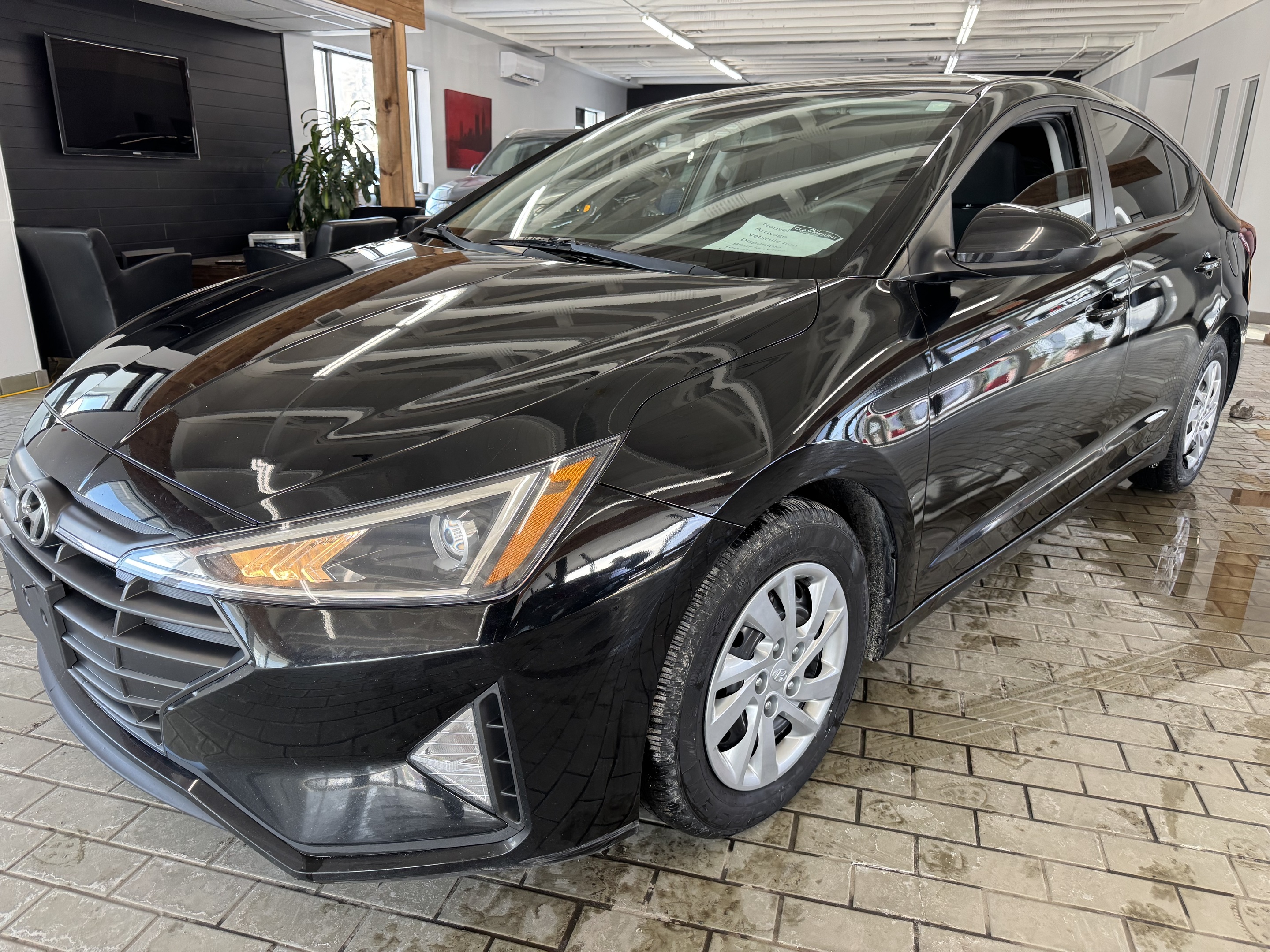 2020 Hyundai Elantra Essential IVT