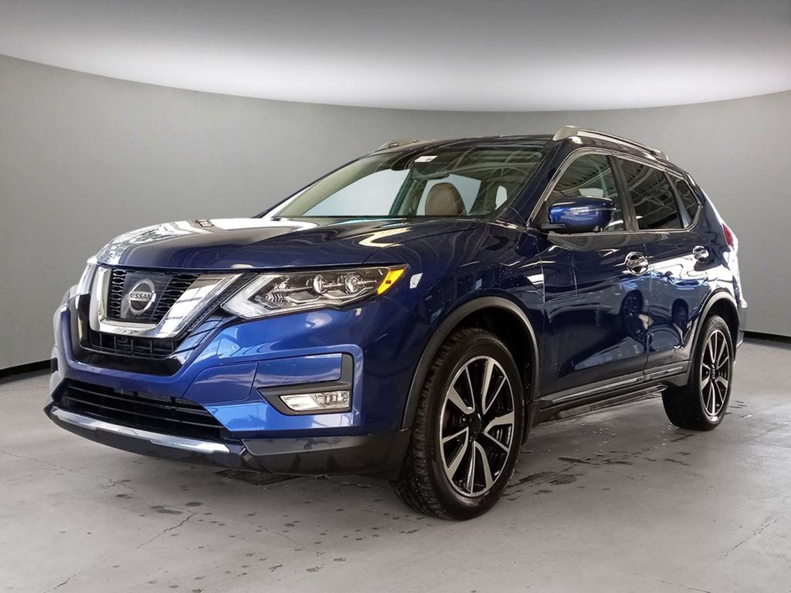 2017 Nissan Rogue SL Platinum, BROWN LEATHER, NAV, LOADED!