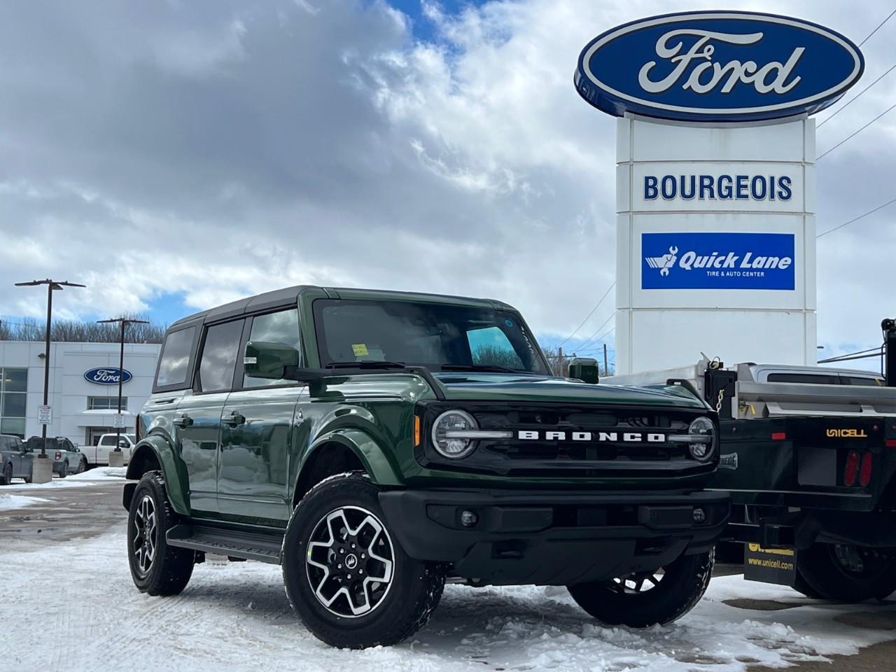 2025 Ford Bronco Outer Banks *REMOTE START,HTD SEATS,LANE ASSIST*