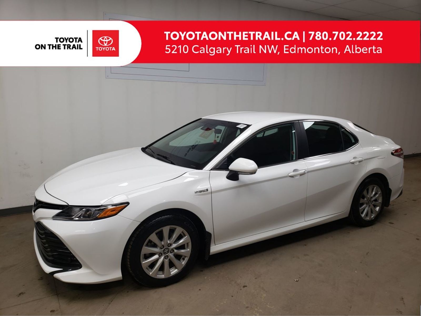 2020 Toyota Camry LE HYBRID; SMART KEYHEATED SEATS, APPLE CARPLAY, A